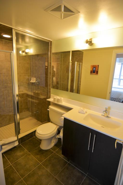 Maplewood Suites - Square One มิสซิสซอกา ห้อง รูปภาพ