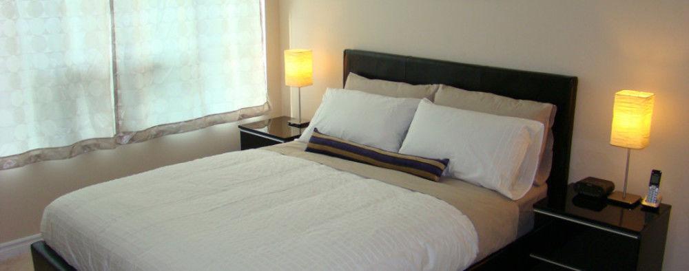 Maplewood Suites - Square One มิสซิสซอกา ภายนอก รูปภาพ